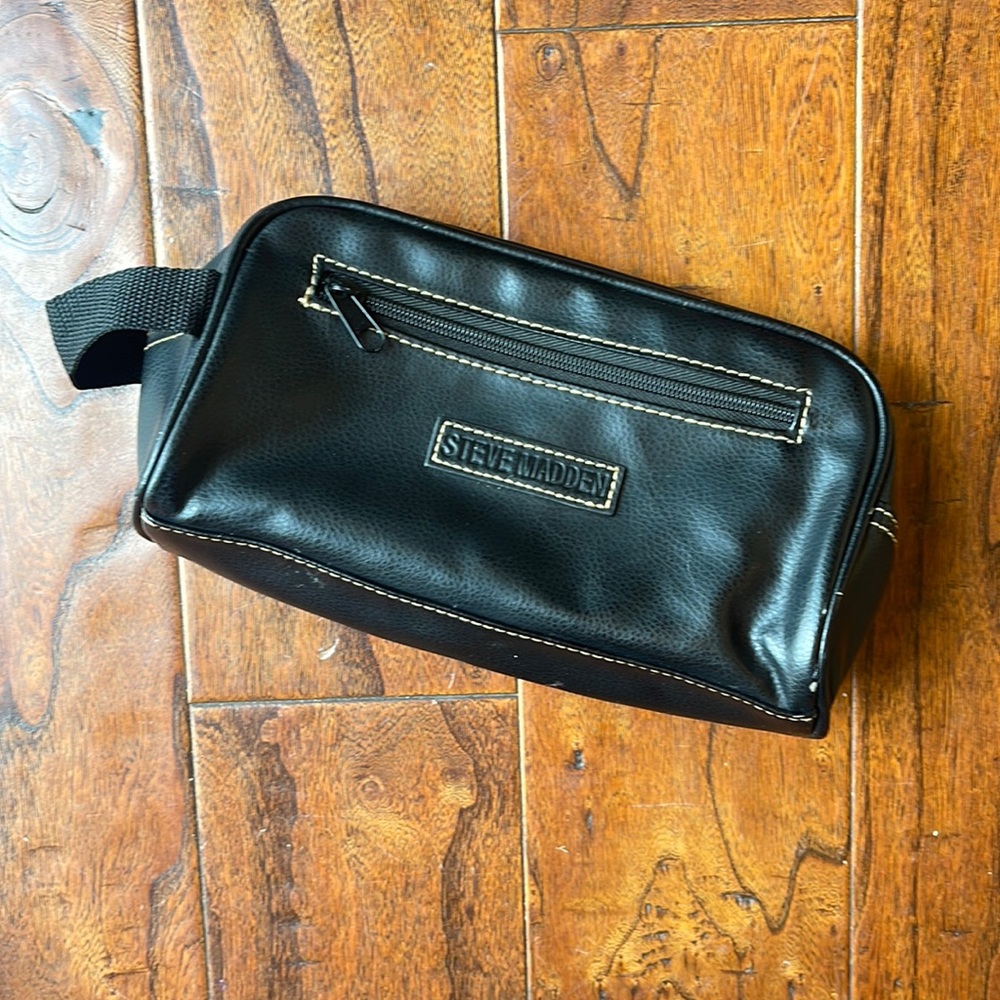 Steve Madden Travel Toiletry Bag